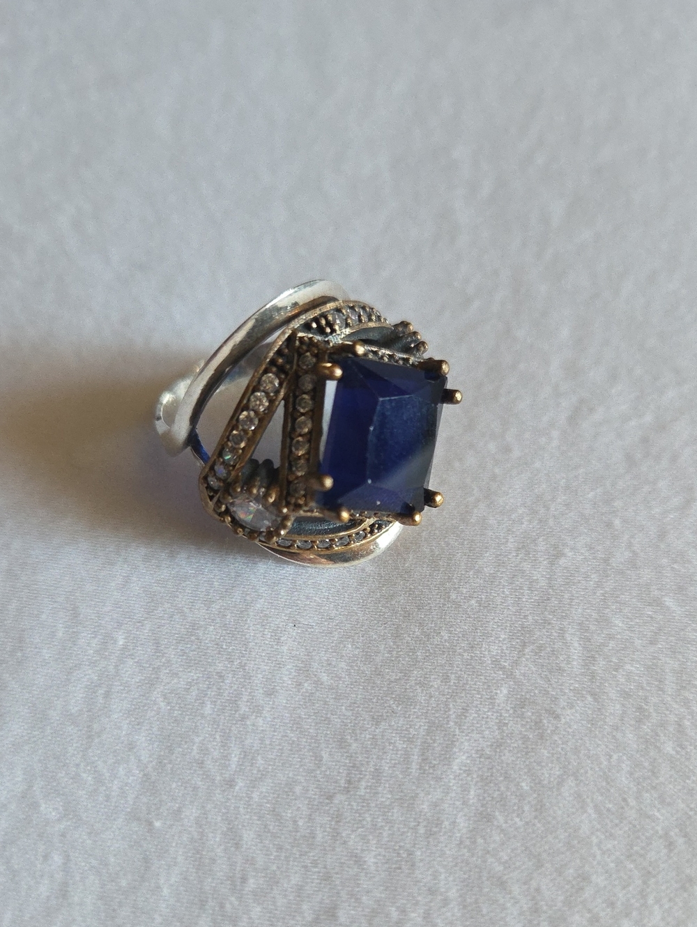 Silver-tone Women's Cocktail Ring with Deep Blue Stone